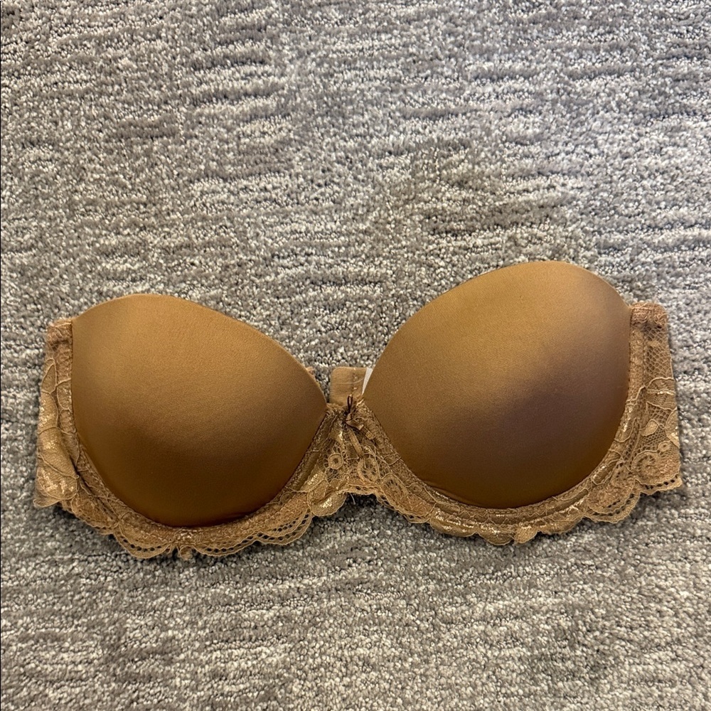 Elegant Lace Trimmed Brown Strapless Underwire Bra Size 36C
